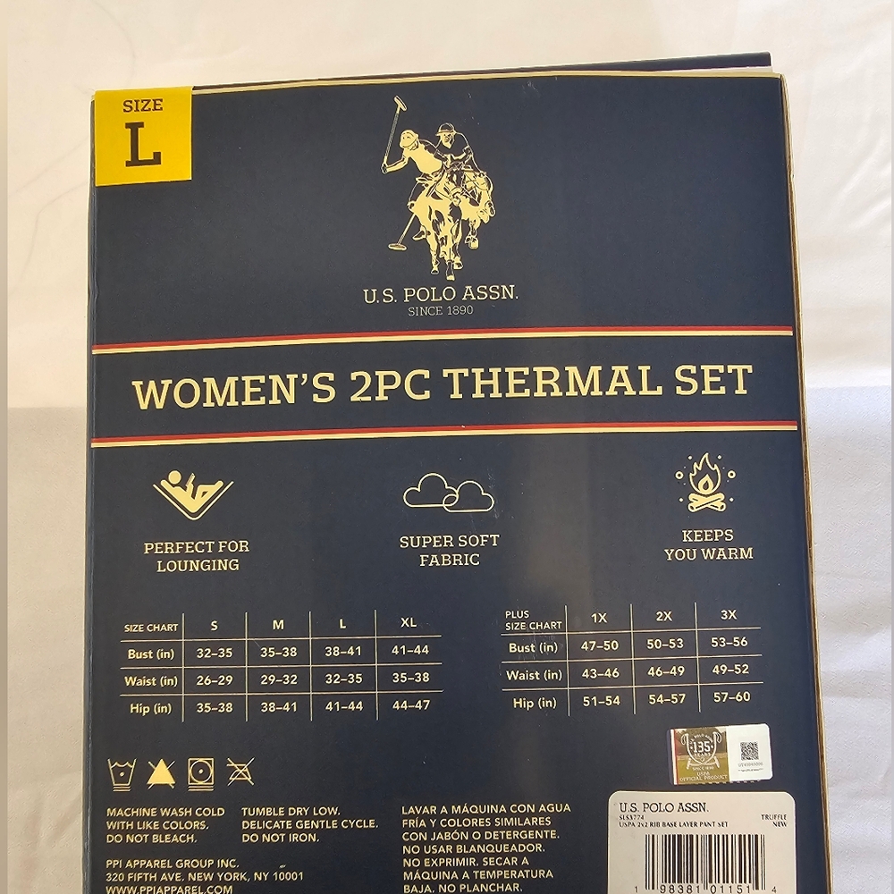 U.S. Polo Assn. Women's Red Thermal Set - Picture 5 of 9